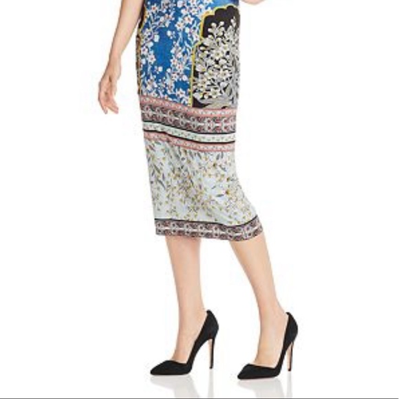 Alice + Olivia Delors midi dress - Picture 4 of 5